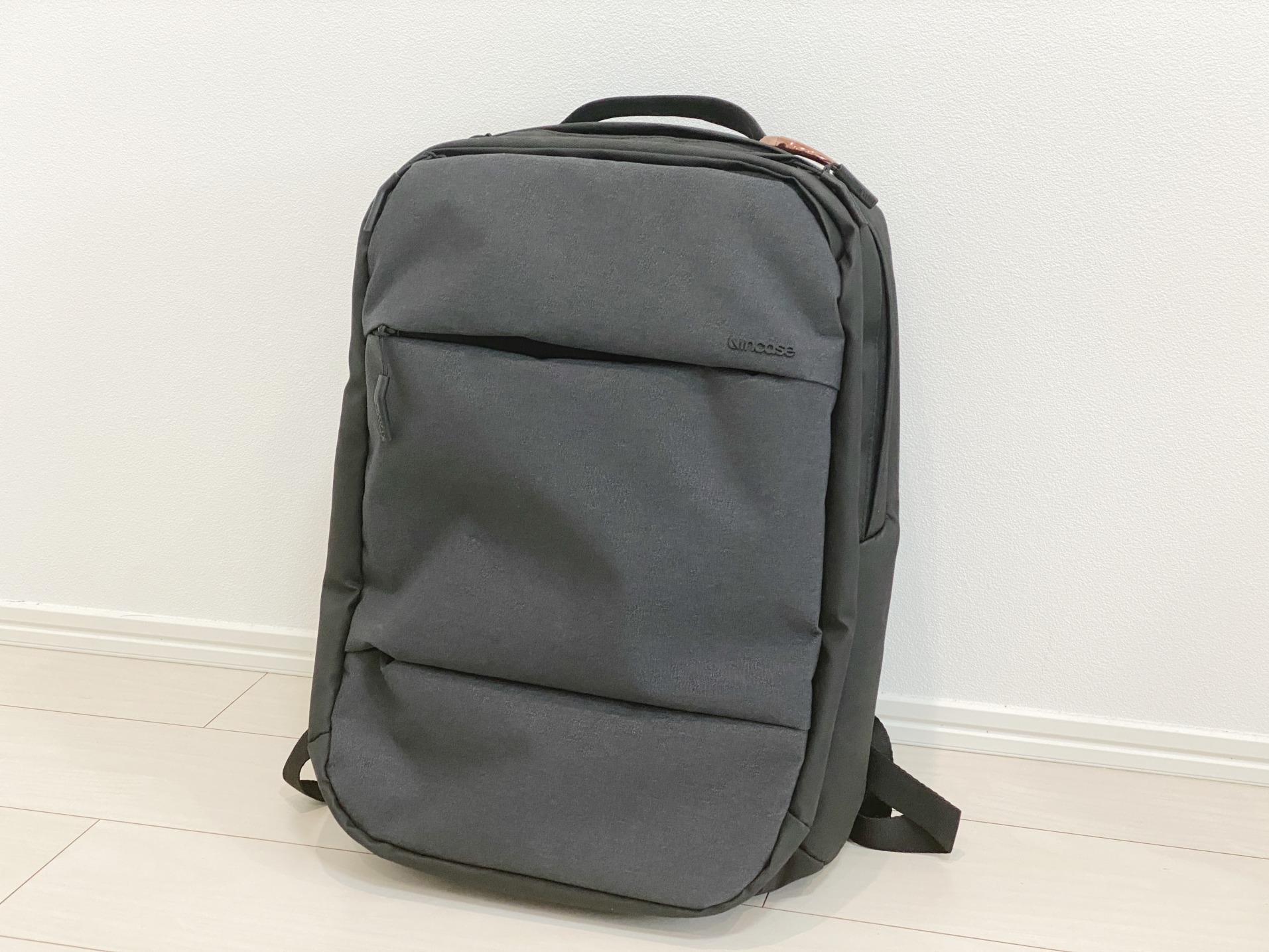 最大72%OFFクーポン INCASE City Collection Backpack for 17inch 