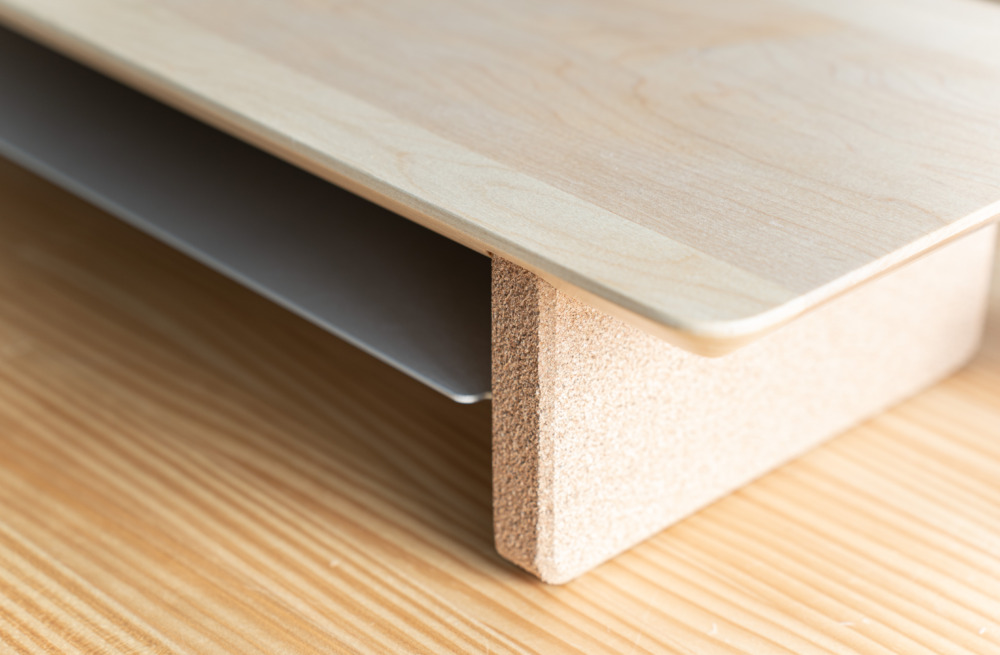 至高のデスクシェルフ『GROVEMADE – Wood Desk Shelf』レビュー
